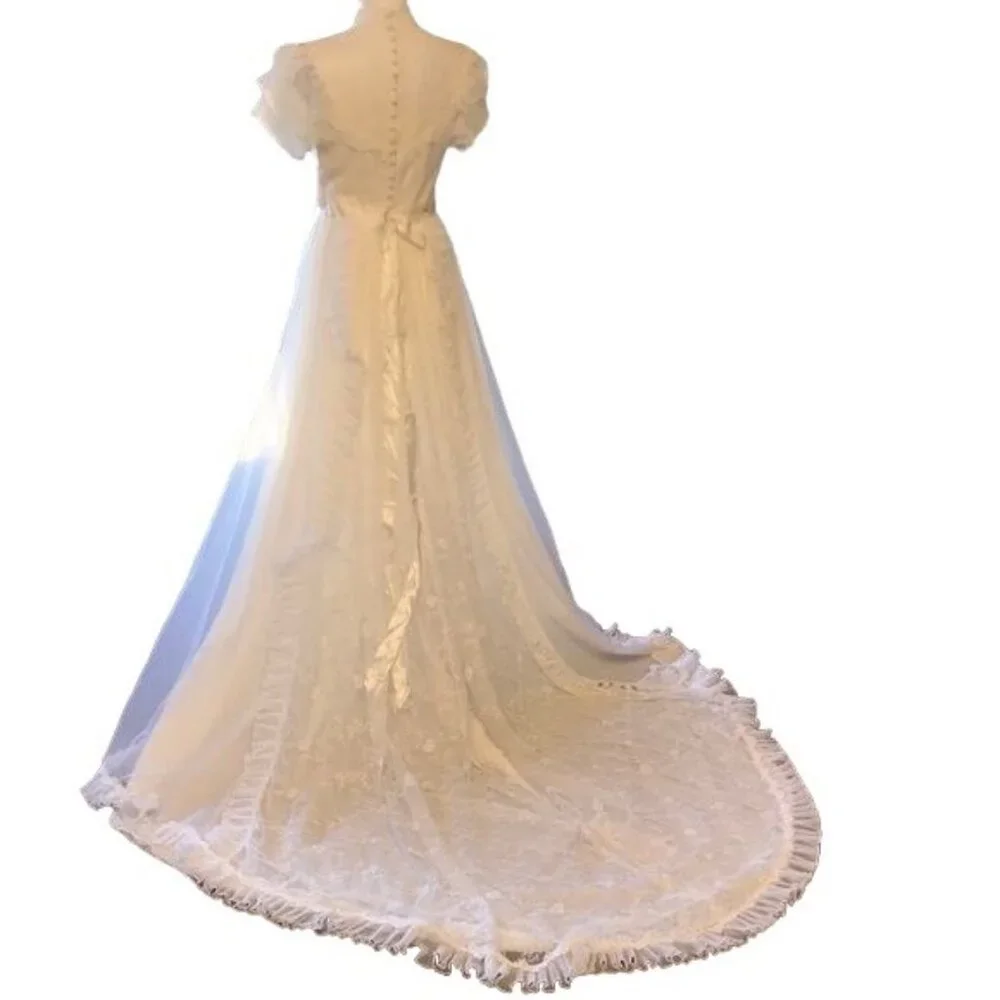 Vintage Handmade White Lace Wedding Dress 1985 Ruffles Cottage Core 4/6 - Picture 2 of 16